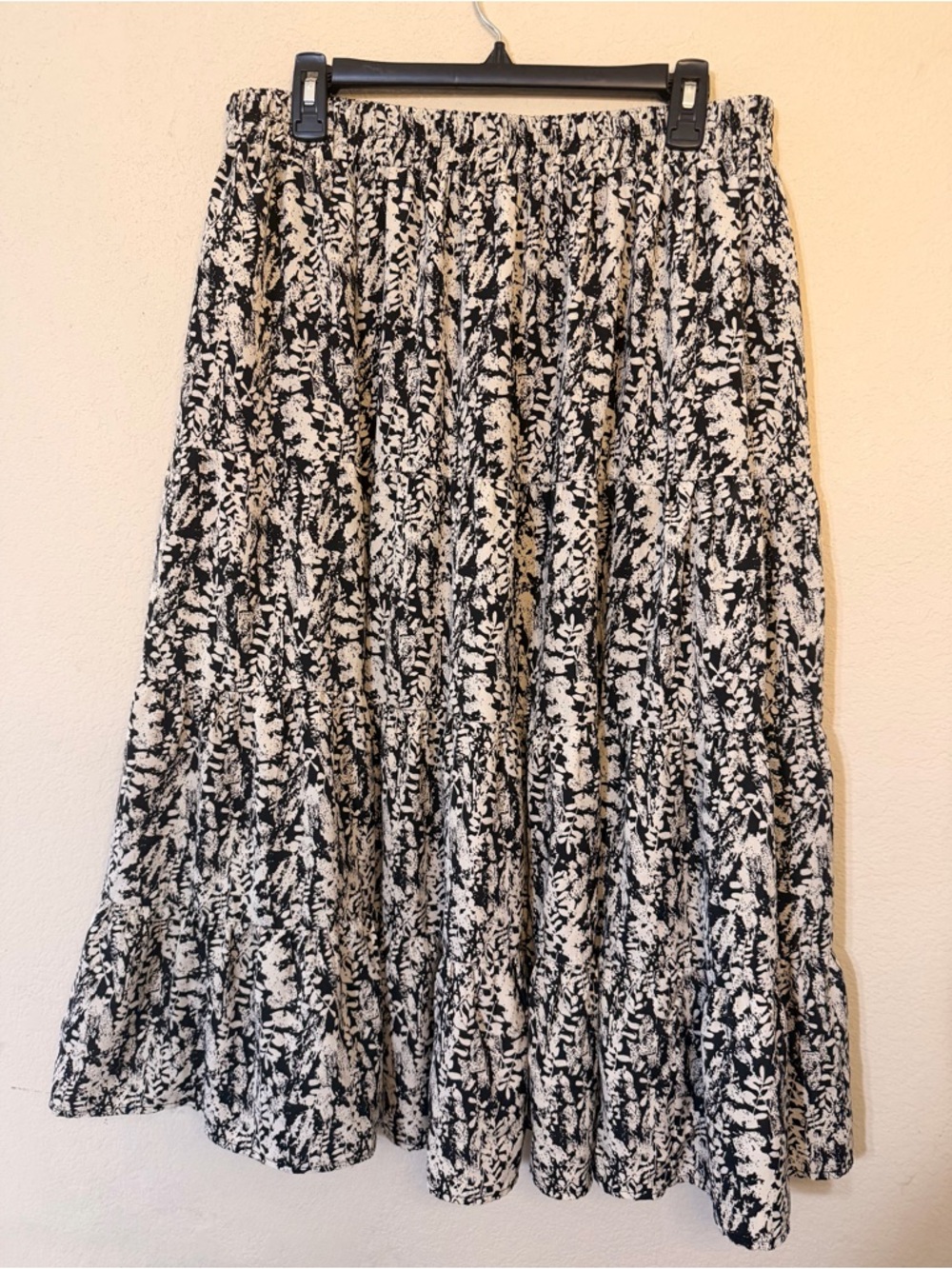 Black & White Floral Tiered Maxi Skirt - Classic Print - Picture 2 of 4